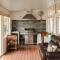 Riverfront Retreat - Sussex House Holiday Park