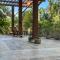 Khomba Lodge