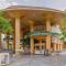 Phuket Emerald Beach Resort