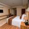 The Hut Restaurant & Boutique Hotel