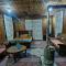 Houseboat Karima palace