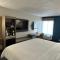 Holiday Inn Express & Suites Eden Prairie - Minneapolis, an IHG Hotel