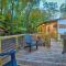 Cozy Treehouse w Hot Tub, Fire Pit, Pet Friendly, Lake Access - Morganton