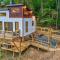 Cozy Treehouse w Hot Tub, Fire Pit, Pet Friendly, Lake Access - Morganton