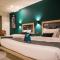 Metropole Hotel