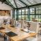 Wharfe Lodge - complimentary spa access