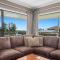 The Sun Capsule - Ohope Beach Holiday Home