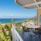 Unit 9 Andari Fantastic Holiday Apartment in Sunshine Beach Stunning Views Opposite Beach Access