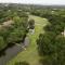 Luxury Golf Course Private Retreat with Heated Swimming Pool - 马蹄湾