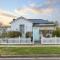 Stylish Lake Albert Cottage, Wagga Wagga