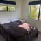 Hosts on the Coast - Beach Escape on Otahu - 旺阿马塔