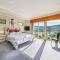 Eclectic 70s Mansion - Wellington