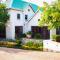 Candlewoods Guesthouse Candlewoods Guesthouse