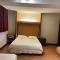 Brit Hotel La Bonne Etape - إيفرو