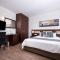Livadhiotis City Hotel