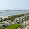 Daniels Stunning 2BR with Full Sea View at Five - Dubaj