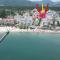 Ap Top Canasvieiras 01 - Apartamento em Canasvieiras com piscina e 2 garagens