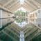 Corinium Lodge HM20 HOT TUB Lakeside Spa Property