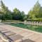 Pennyroyal Lodge HM31 Lakeside Spa Property - Somerford Keynes