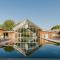 Pennyroyal Lodge HM31 Lakeside Spa Property