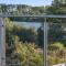 Natures Retreat HM99 HOT TUB Lakeside Spa