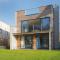 100 Howells Mere 100HM Lakeside Spa Property