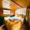 Edinburgh - Houseboats
