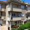 Apartments Mara Cres