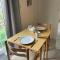 Bryntirion Farmhouse Apartment with Hot Tub - Llanfair Caereinion