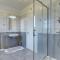 Strandnahe Villa mit privatem Pool, WLAN, Terrasse, Grill