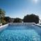 Exklusive Villa mit privatem Pool 50 Meter zum Strand - 普耶斯察纳乌瓦拉
