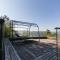 Ferienhaus hoch über dem Taubertal mit fantastischem Weitblick, Dachterrasse, 2000m2 großem Grundstück und Kamin - Lauda-Königshofen