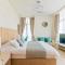 Studio with private beach access at Palm Jumeirah - Dubai