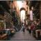 Mezzocannone-Via Duomo Casina in centro storico