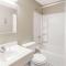 Super 8 by Wyndham Kenosha/Pleasant Prairie