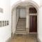 The Downtown Terrace - Fabulous Views, Romantic Penthouse, 6th-floor no lift