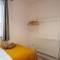 Beautiful House in South Cambridge, 14-Min Drive to the City Centre, Free Parking, No Sofabeds, Sleeps 6