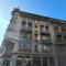 Designed Pop Apartment 2 Bedrooms, 2 Baths in Milan Center - WiFi, AC, steps from Subway M1 and M2, Central Station and Airport connected - 米兰