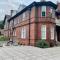 Hillthorpe Manor by Maison Parfaite - Large Country House with Hot Tub - Pontefract