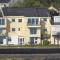 Menai View, an apartment with amazing sea views - Y Felinheli