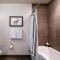 225 LakeLodge by Moonlight Basin Lodging - 大天空市