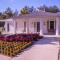 1282 Laurel Grove home - ديستين