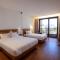 Luel Hotel
