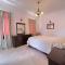 Metro Golf Villa