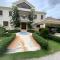 Metro Golf Villa