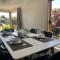 Convenient Westfield House 3bedroom 2bath