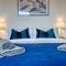 2-Bedroom Stunning, Modern & Spacious Apartment, near Ocean Village, Central Southampton, SUMMER OFFER AVAILABLE - by Blue Puffin Stays
