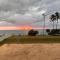 Joansa Luxury Beachfront Apartment - Uswetakeiyawa