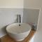 1 Luxurious Double Bedroom with Private Shower - Reading