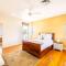 Birubi Point House, 56 Ocean Ave - stunning water views, ducted air con